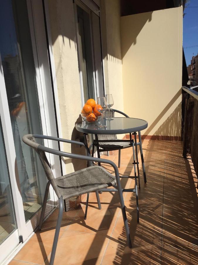 Ferienwohnung Cosy Flat With Excellent Location In Valencia! Exterior foto